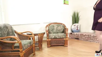 JOCLYNSGARAGE aka JOCLYN STONEOlderWomanFun.com