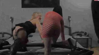 WeicheKleine Spermak??ssen von Zwei Riesenschw?дnze