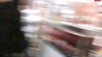 Selina-666 Auf der gr??nen Woche gefickt