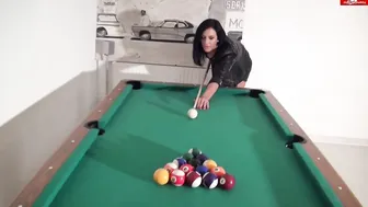 BlackSophie - ER ZEIGT MIR WIE MAN RICHTIG EINLOCHT!