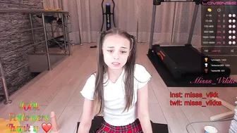 misss_vikki 2.05.2020 259_female chaturbate