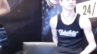 shanehall 20116 couple chaturbate