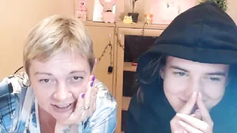 caroline_ellin 5.52.020 49 couple chaturbate