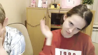 caroline_ellin 5.52.020 03 couple chaturbate