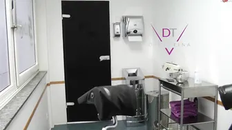 Dirty Tina Skandal beim Frauenarzt! Herr Doktor aka ich will ficken 30.03.19