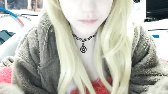 Lana_Rain_(2015-01-03 7-41-42)