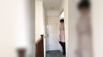 hannahbrooks25.17.12.18.375.now-this-how-you-should-be-greeted-when-your-girlfriend-gets-home-xxx