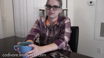 [ManyVids]codi-vore-extended-preview-mommy-gets-creampied-2020-01-07_23zJA2