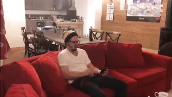 emily_balfour 17 04 05 028 new private movie!! i come home early and catch a chalet boy waning on the sofa!!