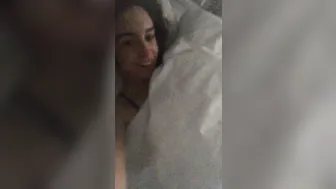 Ella Jolie onlyfans [0077326] Feeling myself in bed [2017 02 13]