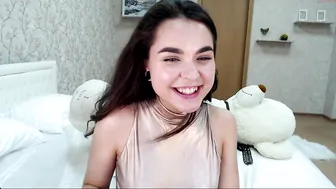 girl_of_yourdreams 1082020 552_female webcam