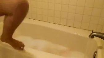 KRISTINA ROSE onlyfans 2017-05-02-Sleazy Hotel Room Bath w ur favorite Dirty Girl-320554