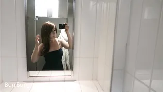 BuniBun onlyfans_bunibun fucking myself in public