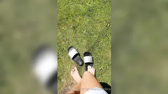 Goddess Ambra onlyfans_03-08-2020-Barefeet on the soft grass-FootFetish