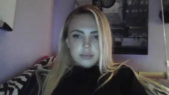 yourbabylynn23 chaturbate handjob and play with sex toys