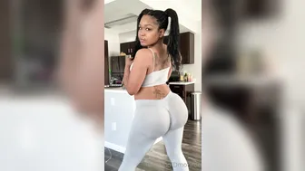 idreamofdmonroe 14.05.2020 39357807 Gray leggings