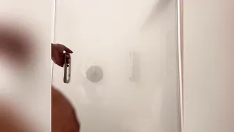 alexislovexxx 07.06.2020 45407383 I need some help can someone wash my back for me