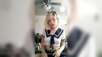 VERONIKA STRAWBERRY aka STRWBRRYMLK420 onlyfans Video43