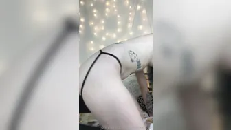 sheenarose 01.06.2019 7223440 Mmmm how many fingers can I get in my ass