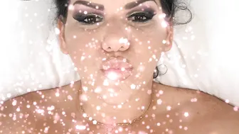 angelinacastro 30 12 2019 17511699 Who s going to shower me w