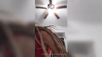 chezzaluna 10 07 2020 78922408 My friend came over to get a massag