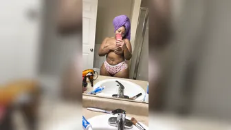 diorlips 02 01 2020 17757548 Jus washed my hair rubbing my hands thru my scalp feels s