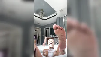 queensavagedoll_I'm a classy bitch but I'm also a freak_14212434