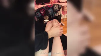 pinklilypad1 06 10 2020 134066432 This one is for my foot freaks and wor