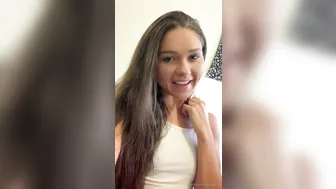 zoebloomxxx 12 04 2020 31315796 you like it when I talk dirty to ya