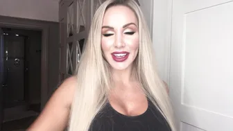 danniiharwood 22 10 2018 3544479 Submit your Custom outfit Requests for today shoot