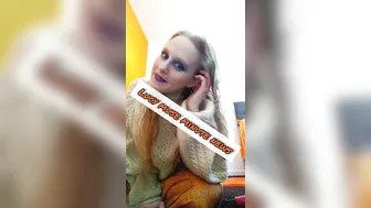 lucymuse It's lucymuseminutenews and nakedwinterwarmer63