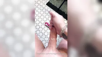 tsvegasvalentine 19.06.2020 Ever just get so horny that you have to stop what