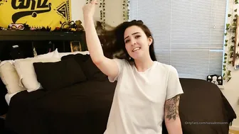 svnflowerqueen If you haven't ordered a custom video from me YOU ARE MISSING O