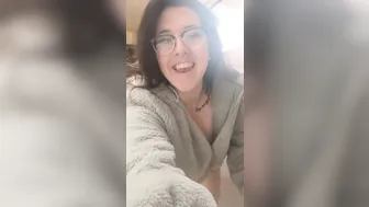 svnflowerqueen gettin' horny at work Kinda wanna fuck myself in the stand. Ki