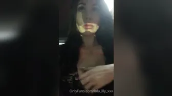 lola lily xxx 17.08.2020 Naughty Lola flash in her big tits in an Uber in cen