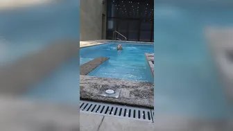 xxbeccamarie I'm shit at swimming.. can someone come and teach me