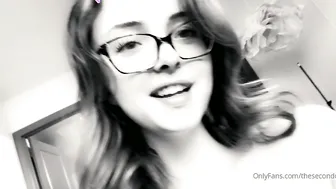 lil succub1tch 26.05.2020 You re hard at work tryin to make those dollars but