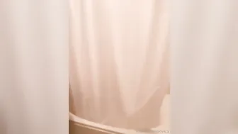 priya y 04.03.2019 She snuck in on me while I was showering and used the