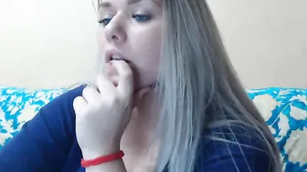 blue_eyes96 2.12.2020 female chaturbate