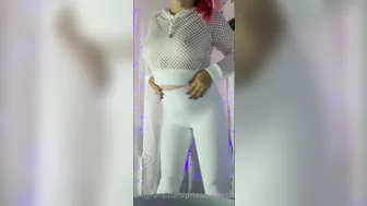 princessmaple What's white warm and wet My body covered in spit 0.08.2638