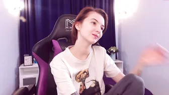 alyssafabulous 0.12.2020 423 female chaturbate