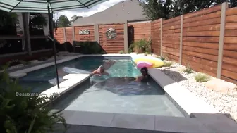 deauxma 3.00.3202 28.36.6335 Video Hubby get double blowjob