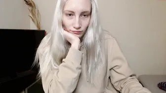 _ariana_grande__ 0.12.2020 317_female chaturbate