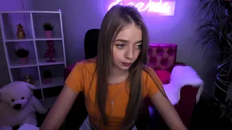 pollyka 6.12.2020 946_female chaturbate