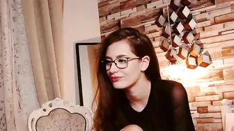 anniekarrera1 5.10.2019 646 myfreecams