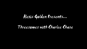 Alexis Golden hot babe fucks both holes