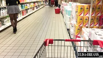 Elisa_Hotwife Flashing_my_pussy_in_public ManyVids