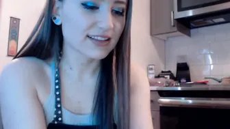 ItsLizzieLoveXO Making_Vegan_Pizza_Bagels_Live ManyVids