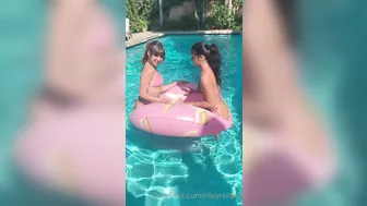 Riley Reid onlyfans IN_YOUR_DMS_NOW!!!!_Dont_miss_this_super_sexy_foot_fetish_JOI_that_@shefork(..)_1080x1920