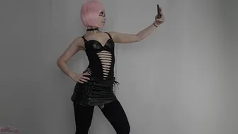 Aiko_Moe Dominatrix_Party ManyVids